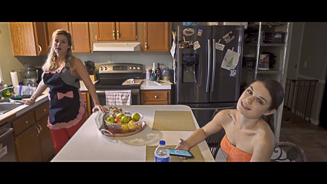 the stepsister girls on and moody xveidos video wet porne escort
