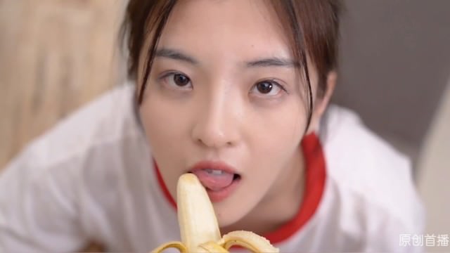 I teach my asian Cousin sister masturbate and fucked hard