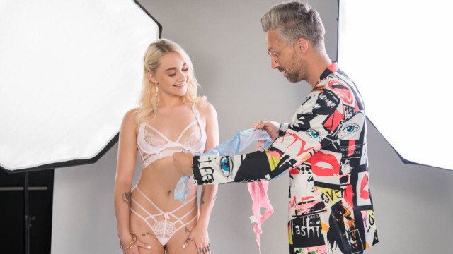 photoshoot turns into a Grateful Fucking