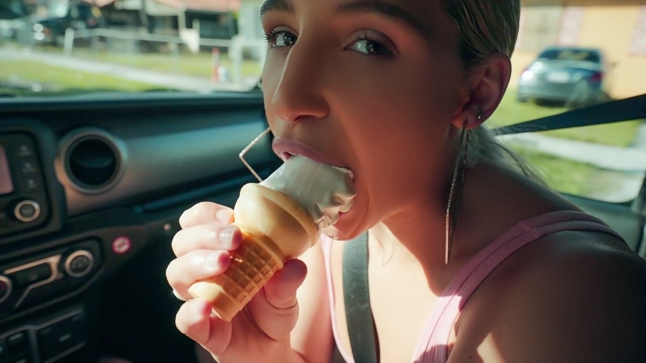 Stranded Teens – We All Scream For Ice Cream