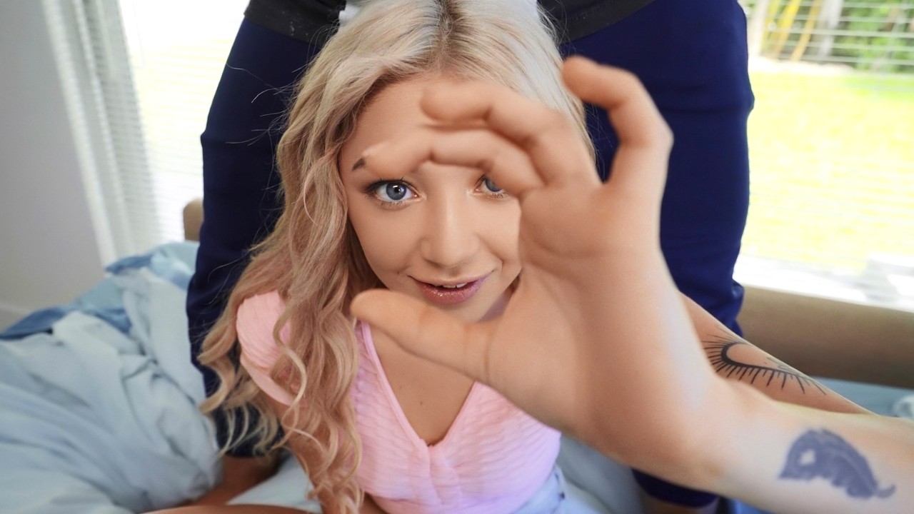 Mofos – Don’t Break Sia