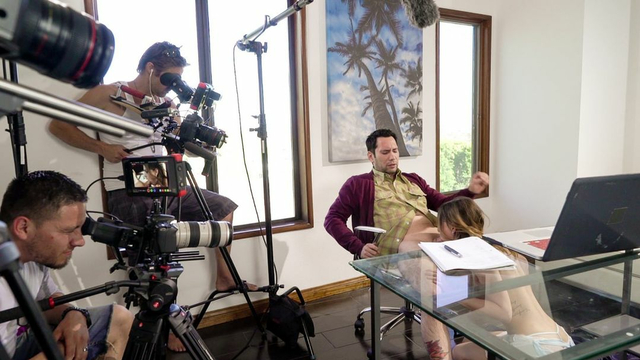 Pretty Dirty – In Love With Daddy: BTS Featurette