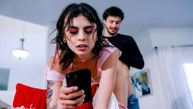 Bffs Having Some Freeuse Fun Before Heading out For an Party – Fuckanytime Porn Video