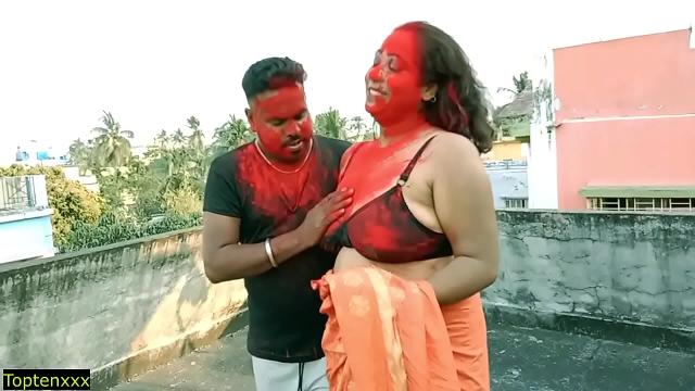 Lucky 18yrs Tamil boy hardcore sex with two Milf Bhabhi!! Best amateur threesome sex Video Porn Download