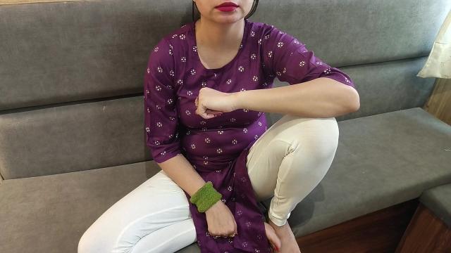 Indian Step Mom & Son’s Hardcore Doggystyle: Desi Pornstar’s Deep Throat & Wet Pussy Fucking Video