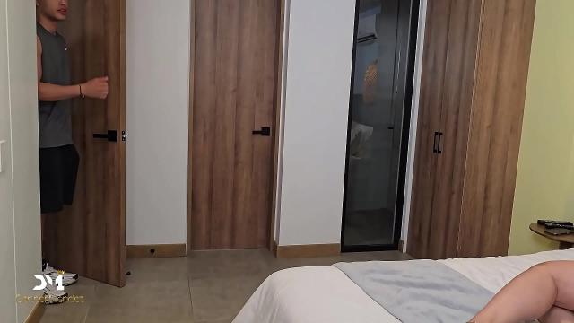 Cellphone Confessions: Danner Mendez & Monique Fuentes in a Bet-Winning Threesome Video