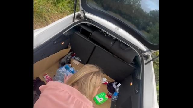 Stepmom’s Young Desire: Public Pussy Fucking in POV XXX Video HD