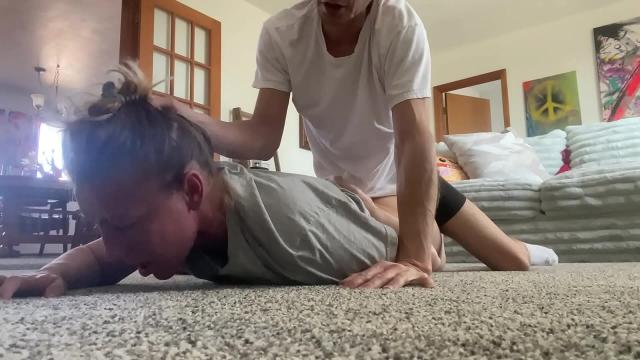 Blonde’s First Time: Licking, Drooling, Indoor Homemade Fun XXX Video HD