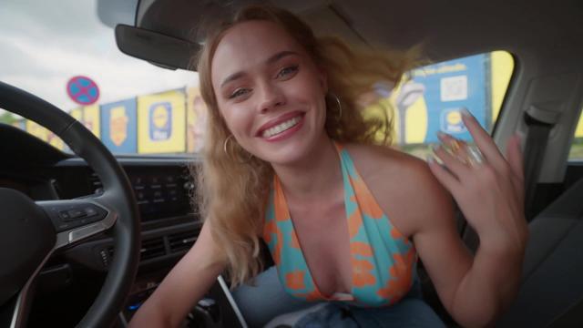 Blonde Babe Step Mom’s Car Park Cock Suck: POV Facial HD Porno Video
