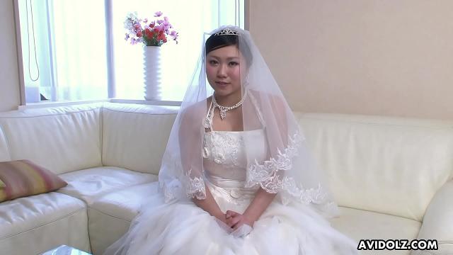 Uncensored: Japanese Bride Emi Koizumi’s Wedding Night Blowjob & Pussy Licking XXX Video