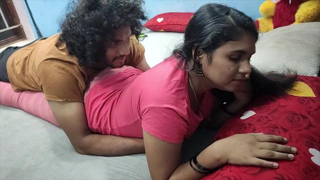 Desi Housewife’s POV: Amateur Bedroom Blowjob with Husband’s Big Uncut Cock Sex Video