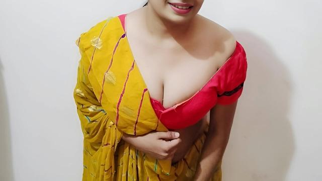 Caught Masturbating: Bhabhi’s Wild Outdoor Blowjob & Standing Fuck in Village HD Pron Video