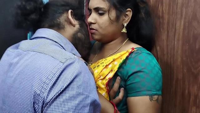 Desi Wife’s Moaning Delights: Amateur Homemade Bedroom Bliss XXX Video