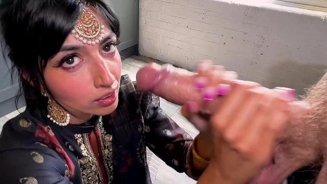 Danny D’s Interracial Delight: Bhabi Aaliyah Yasin’s Wild Ride & Creamy Climax XXX Video HD