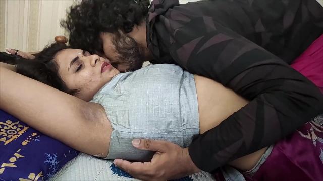 Amateur BDSM: Husband’s Black-Haired Beauty Licks & Loves Big Uncut Cock Pron Video