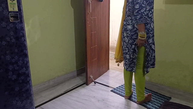 indian sasur ne apni bahu ko dard k bahane choda!! HD Porno Video